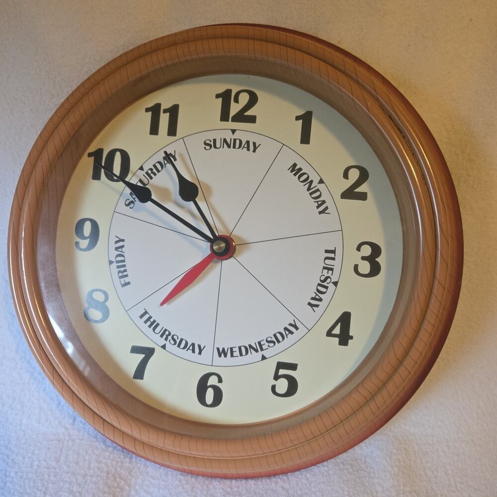 Day of the Week for Retirement Quartz Wall Clock Wood Grain Battery Working